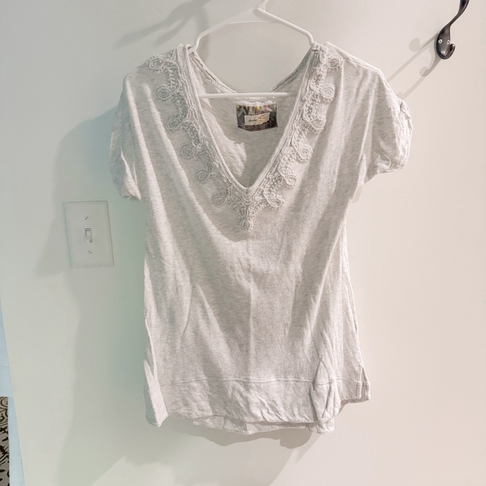 Heather gray v-neck with details Anthropologie